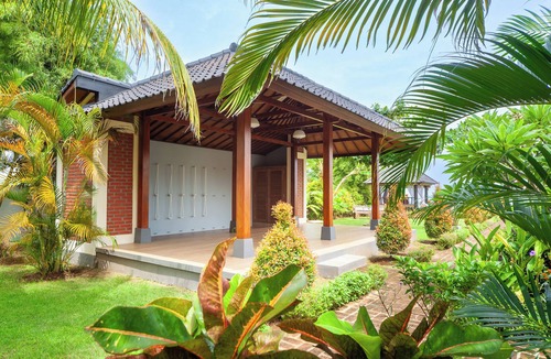 Banjartegehe Villa | ☀Sunset☀ Beachfront Dreamvilla Lovina with pool