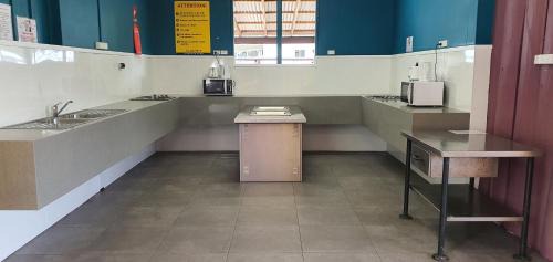 Woolgoolga Hotel | Sunset Caravan Park Woolgoolga