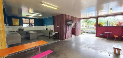 Woolgoolga Hotel | Sunset Caravan Park Woolgoolga