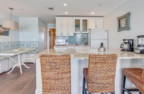 Sunset Beach House | Sunset Chateau 511