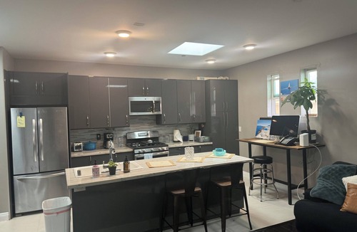 Sunset Cliffs House | Sunset Cliffs, PT-OB92107 Pent Home Walk to Cliffs