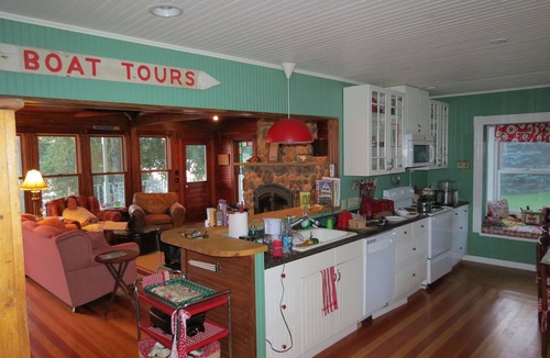 Castile Cottage | Sunset Cottage on Silver Lake
