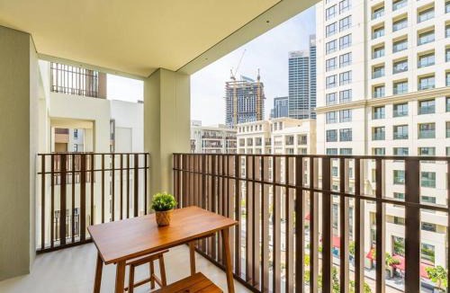 Dubai Apartment | Sunset Creek Oasis: 1BR Gem Luxury Beach Apartment