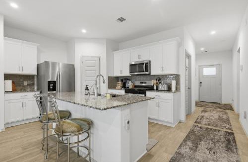 Richmond House | Sunset Creek Sanctuary - Spacious Family Home