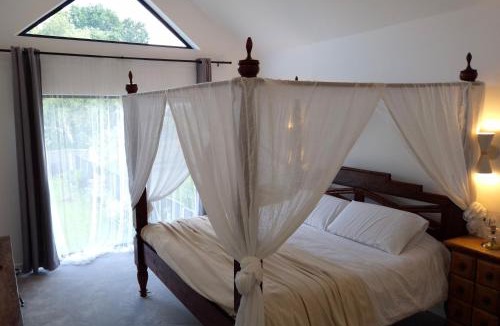 Gawcott House | Sunset Gable
