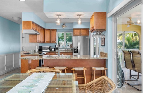 Key Colony Beach Villa | Sunset Harbor Waterfront Villa with Dock, Cabana Club