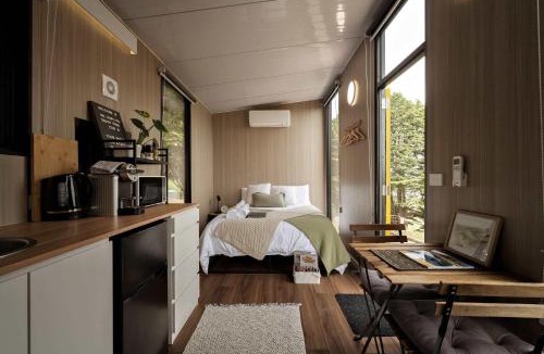 Foster North House | Sunset Hill by Tiny Away