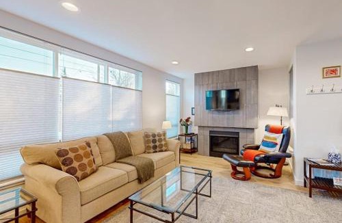 Sunset Hill House | Sunset Hill Cottage