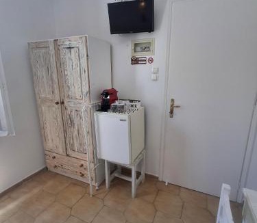 Kini Hotel | Sunset Hotel Kini Beachside