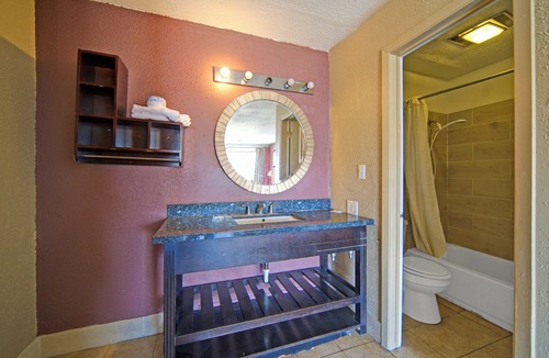 Flatonia Hotel | Sunset Inn Flatonia I 10 by Hotel O
