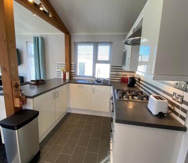 Hamworthy Resort | Sunset Lodge