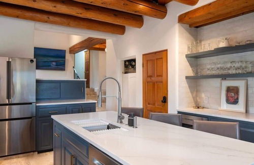 Tesuque House | Sunset Mountain Ranch - 5 Bedroom
