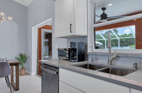 Englewood East House | Sunset Oasis Englewood 2 Bedroom Private Pool Home Fully Fenced Yard- Dog friendly