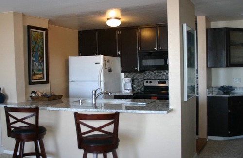 Townsite Condo | Sunset Ocean Views! Unit G28