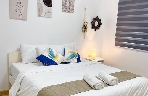Basdiot Hotel | Sunset Paradise Moaboal