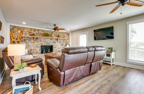Centre House | 'Sunset Paradise' on Weiss Lake w/Private Dock!