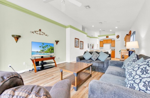 Four Corners Villa | Sunset Paradise Villa in Orlando area. Very close to Disney and Universal