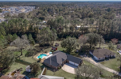 Middleburg House | Sunset Pass Private Pool Home - Screened Patio + Yard