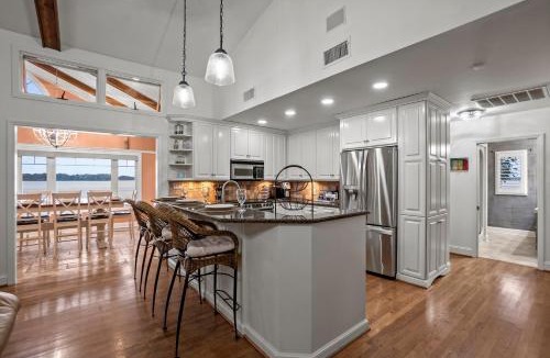 Terrell House | Sunset Pointe