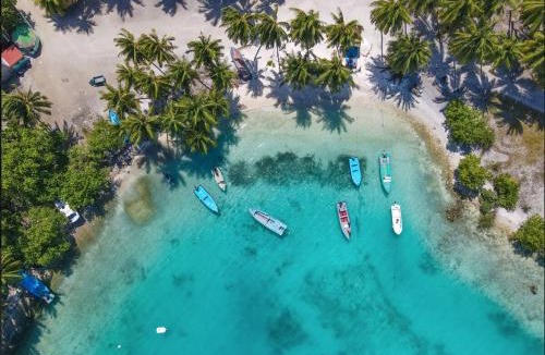 Fiyoari Island House | Sunset Private Villa