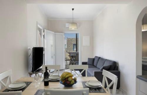 Kini House | Sunset Realty