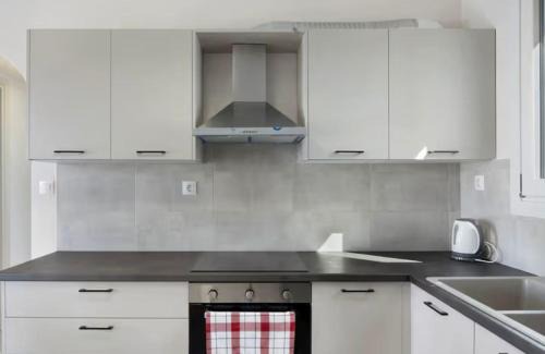 Kini House | Sunset Realty