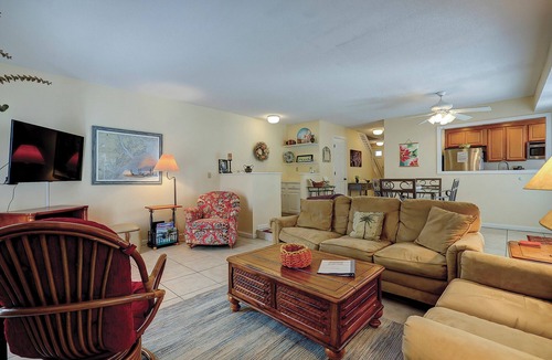 Shipyard Plantation Villa | Sunset Rentals | Evian 103 | Dog Friendly