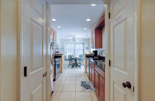 Shipyard Plantation Villa | Sunset Rentals | Evian 103 | Dog Friendly
