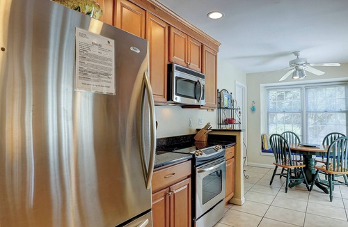 Shipyard Plantation Villa | Sunset Rentals | Evian 103 | Dog Friendly