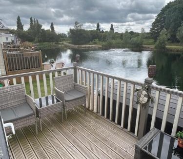 Crowle Resort | Sunset retreat