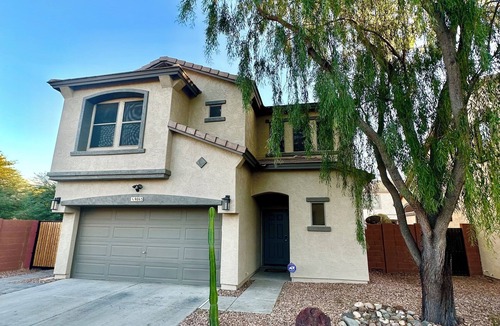 East Mesa House | Sunset Retreat! Quiet, gated community, close to hiking and restaurants