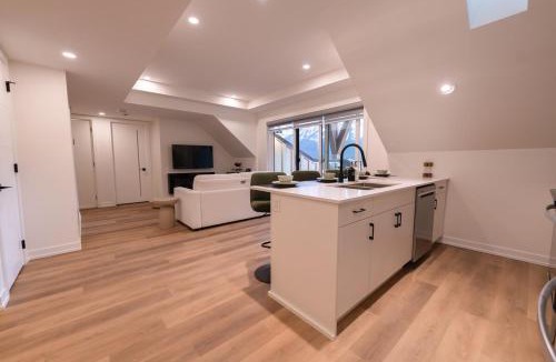 Canmore Apartment | Sunset Ridge- 360 Mountain Views!