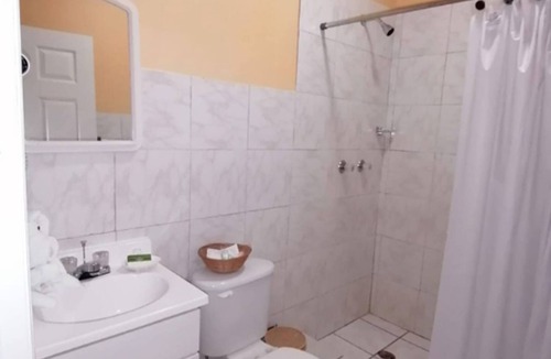 Providenciales Hotel | Sunset Ridge Hotel