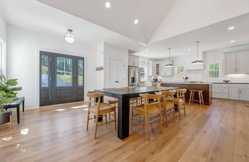 Moneta House | Sunset Ridge, Lakefront NEW Luxury w/7-Bedrooms + Heated Salt Pool, Covered Decks, Hot Tub & Dock!