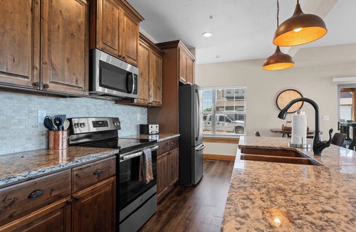 Table Rock Apartment | Sunset Rock! Lake View!