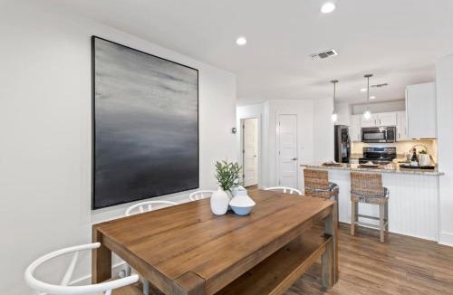 Seagrove Beach Apartment | Sunset & Seashells, 30A, Sleeps 8, Pool, Tennis Courts