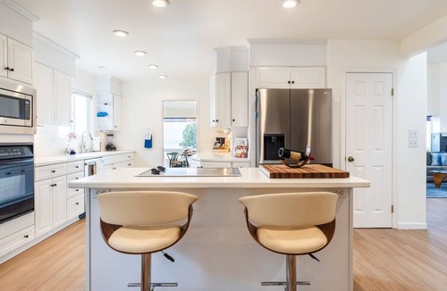 Sunset Cliffs House | Sunset Serenity On The Cliffs | Balcony| Oceanview
