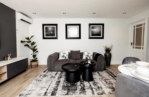 Sunset Beach Apartment | Sunset Serenity