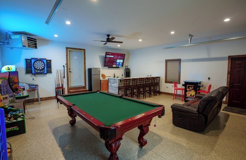 New Lisbon House | Sunset Shore: Private Beach; Garage Bar; Near WI Dells; King Beds, Massage Chair