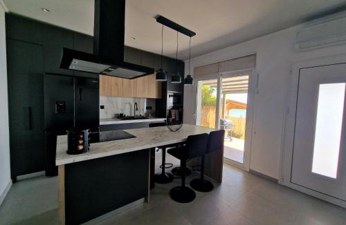 Mola Kalyva Villa | Sunset Shores Mola Kaliva