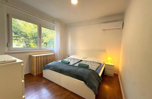 Balatonszabadi House | Sunset - Spacious Family Retreat