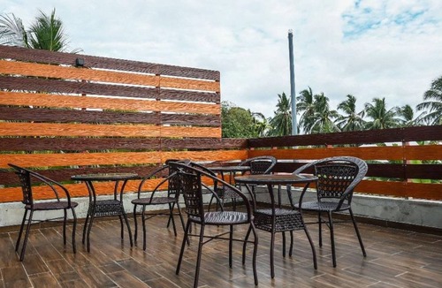 Thinadhoo Hotel | Sunset Stay Maldives