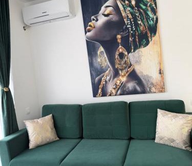 Stefanestii de Jos Apartment | SunSet Studio by Cosmopolis