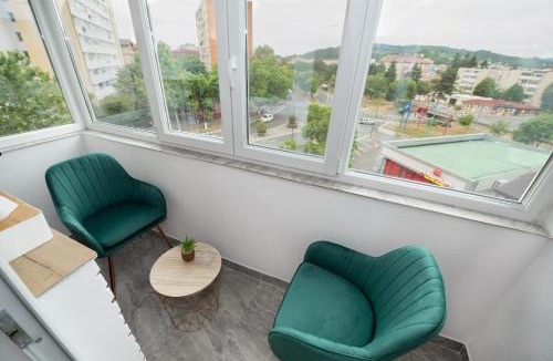 Ramnicu Valcea Apartment | Sunset Studio Valcea