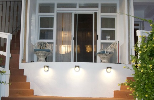 Estate Bakkero Condo | Sunset Suite: 1BR, 1BA Oasis View