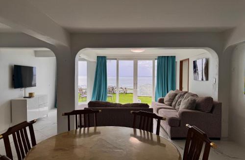 San Antonio Apartment | Sunset Suite - Beach Front Estates