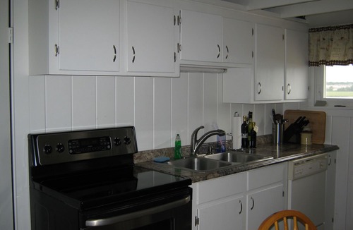 Wells Beach Cottage | Sunset views, Private beach on Harborside . Sleeps 10. Kayaks included