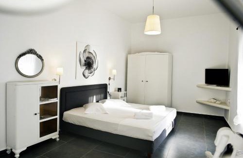 Plaka Villa | Sunset Villa