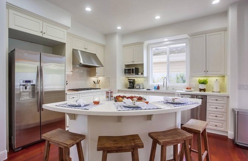 Village of La Jolla House | Sunset West | La Jolla 5BR with Rooftop Deck
