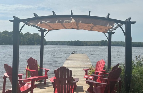 Magnetawan Cottage | SunSets and Campfires, Great Family Getaway!